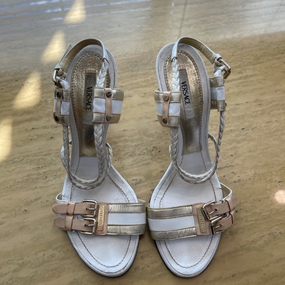 Used versace heel